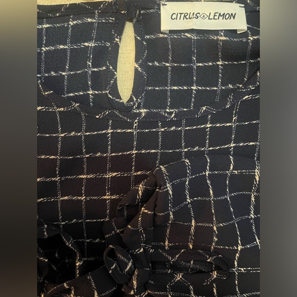 Plaid navy peplum blouse - Picture 2 of 3